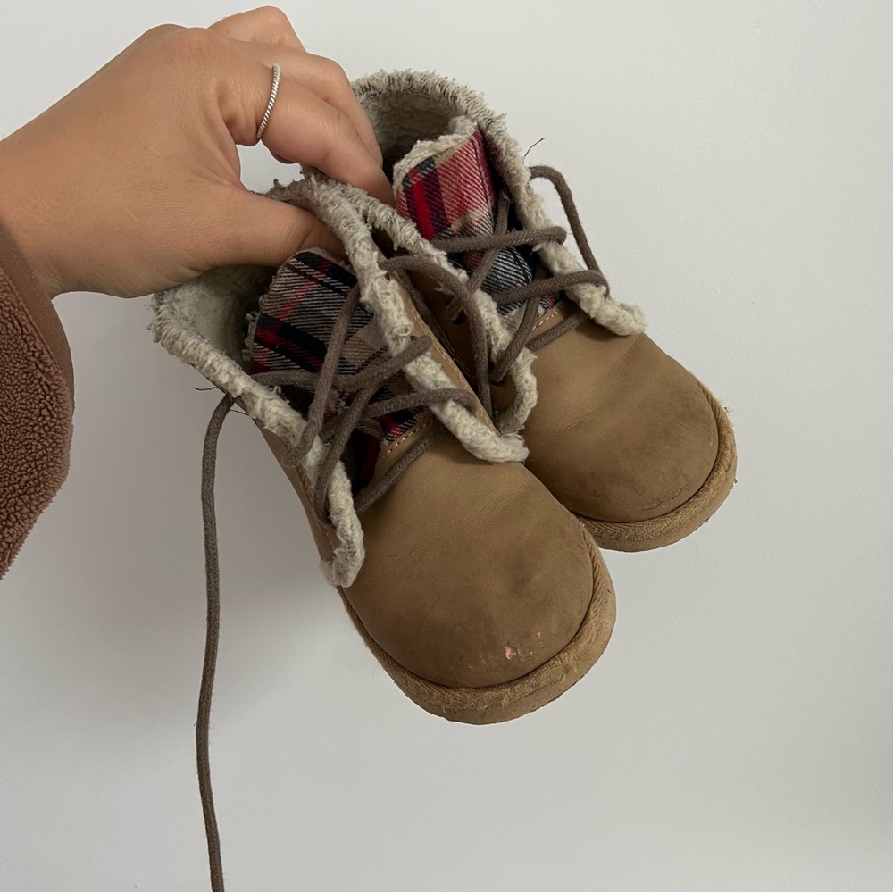 [BOGO ✨] Baby Gap Fall/Spring Booties 🍂